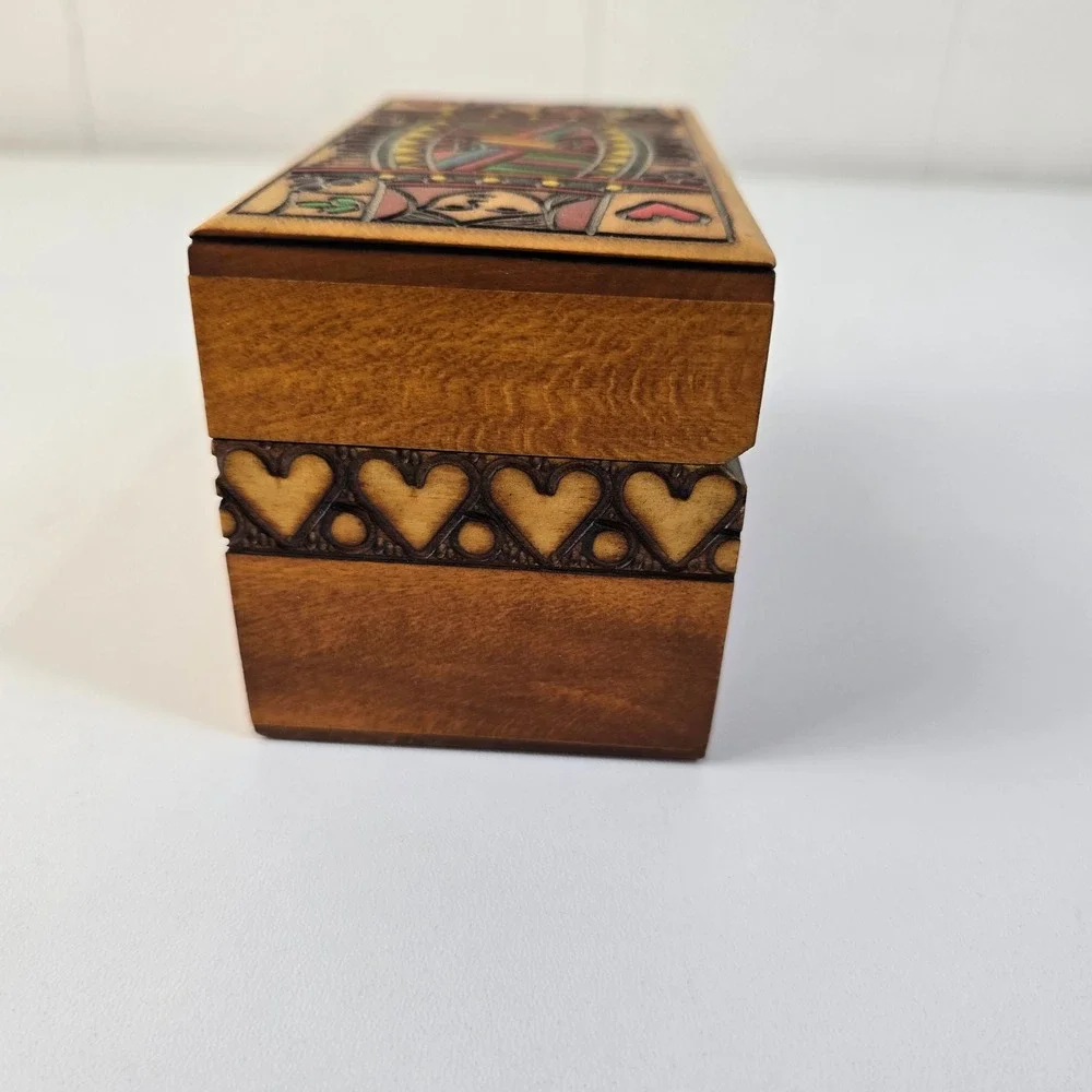 Polish Hand Painted Wood Playing Card Box Queen‎ of Hearts Folk Art Vintage
